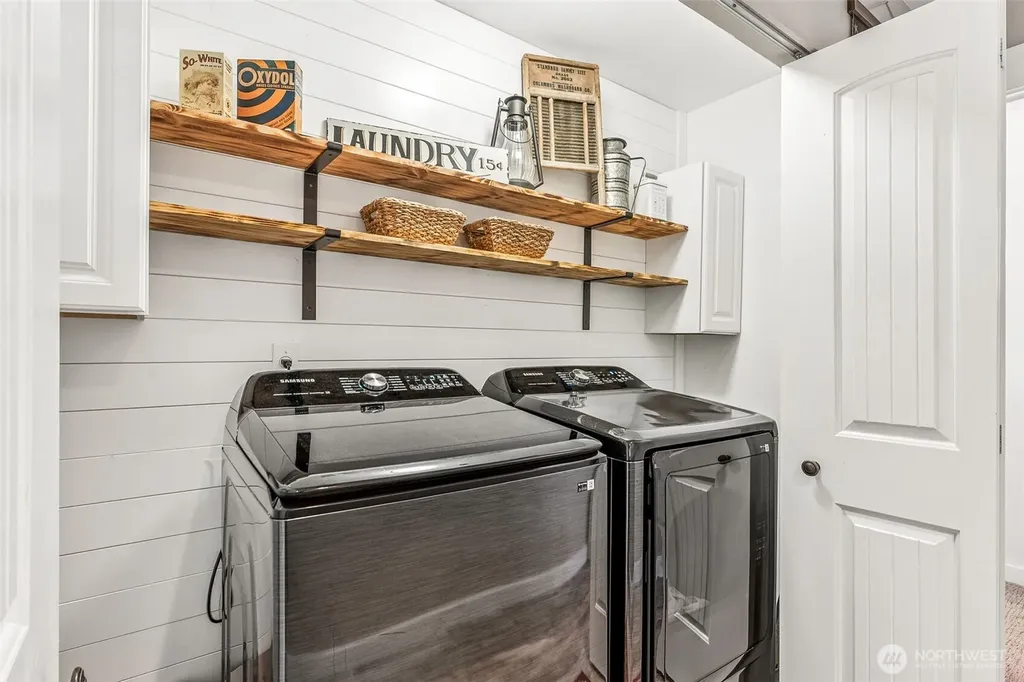 1315 Foreman Street Dupont WA 98327