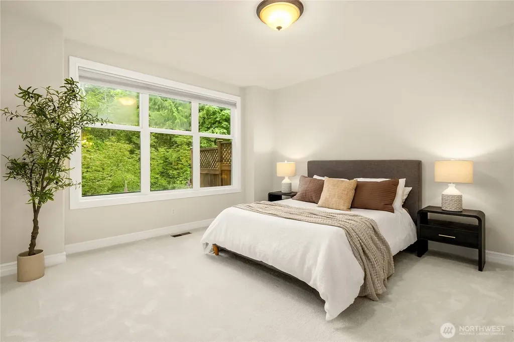 24253 NE Vine Maple Way Redmond WA 98053
