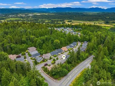 24253 NE Vine Maple Way Redmond WA 98053