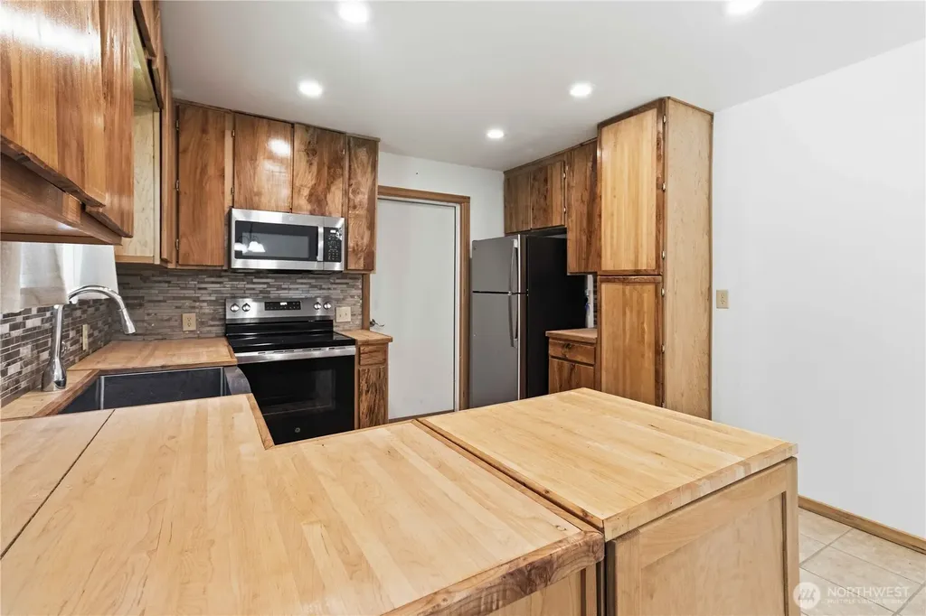 6909 Marvin Road NE Olympia WA 98516