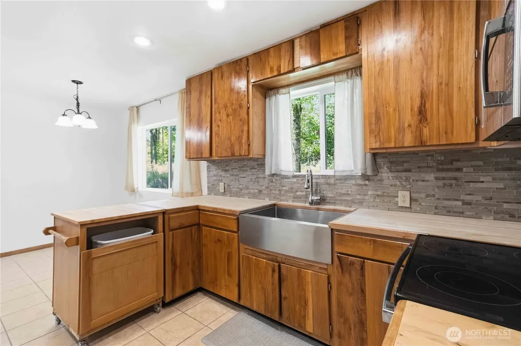 6909 Marvin Road NE Olympia WA 98516