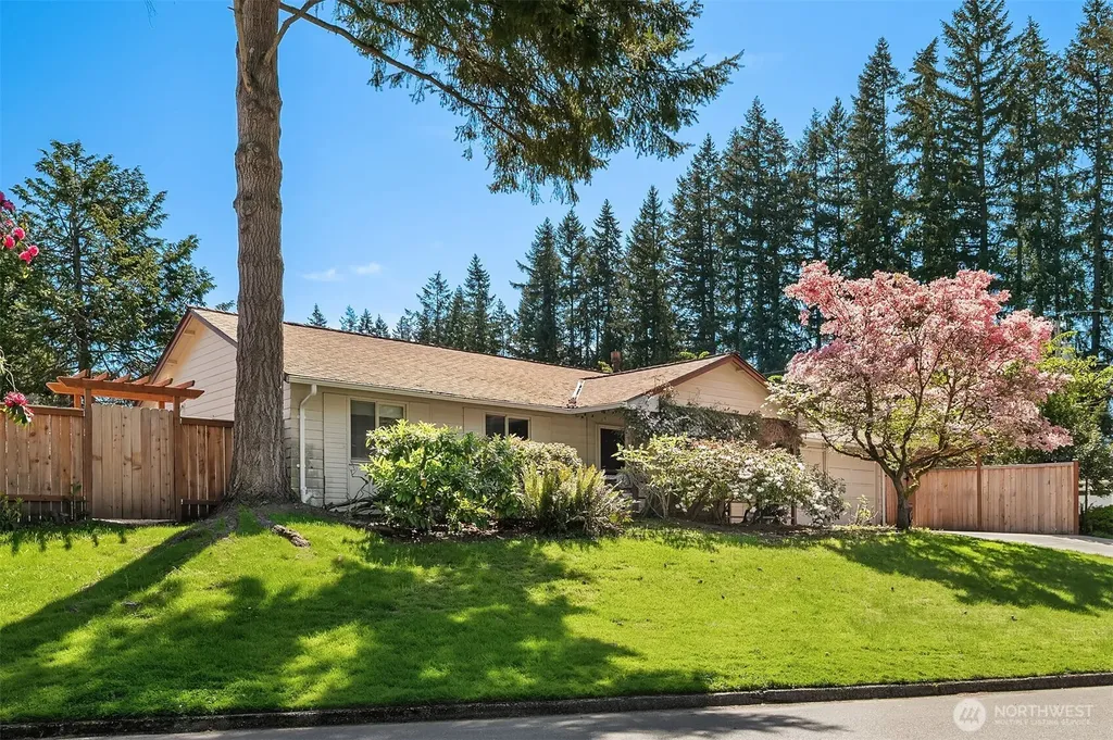 1260 168th Avenue NE Bellevue WA 98008