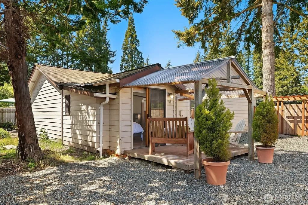 1260 168th Avenue NE Bellevue WA 98008
