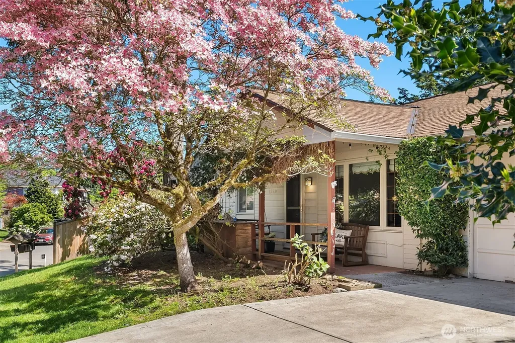 1260 168th Avenue NE Bellevue WA 98008