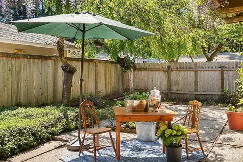 1260 168th Avenue NE Bellevue WA 98008