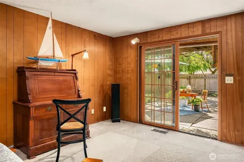 1260 168th Avenue NE Bellevue WA 98008