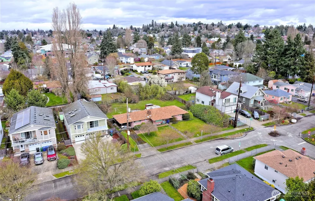 4422 S Myrtle Street Seattle WA 98118