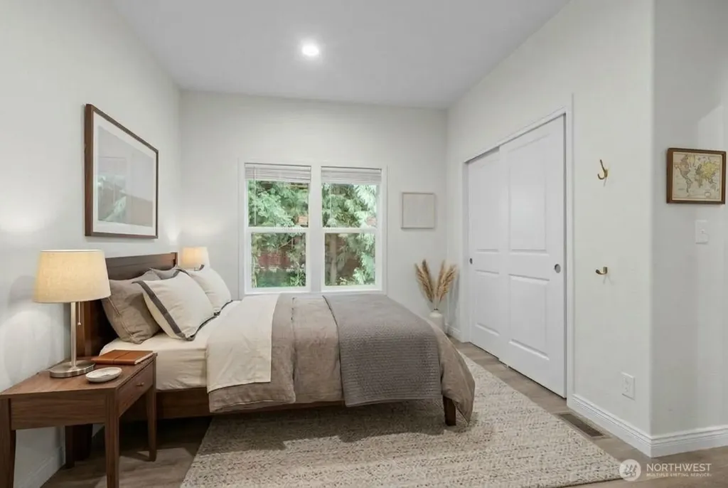 226 E Orange Avenue Burlington WA 98233