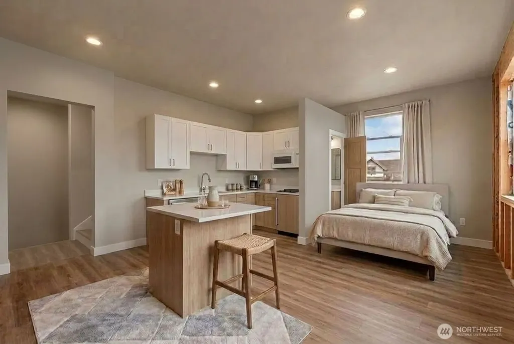 226 Orange Avenue Burlington WA 98233