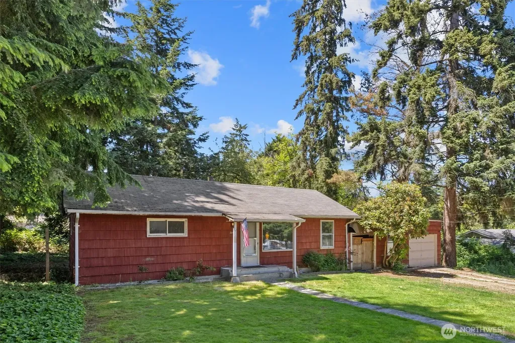 20430 52nd Avenue W Lynnwood WA 98036