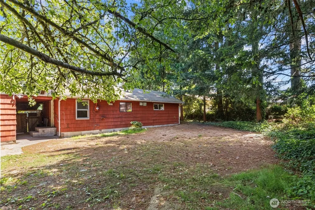20430 52nd Avenue W Lynnwood WA 98036