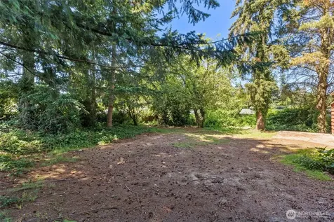 20430 52nd Avenue W Lynnwood WA 98036
