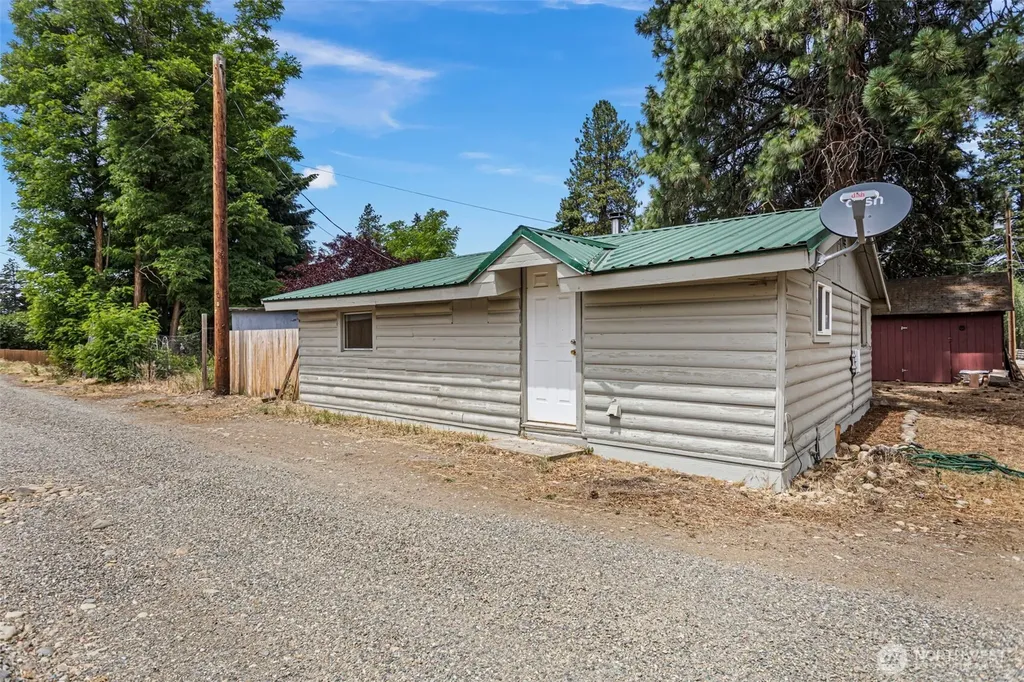 415 Broadway Avenue South Cle Elum WA 98943