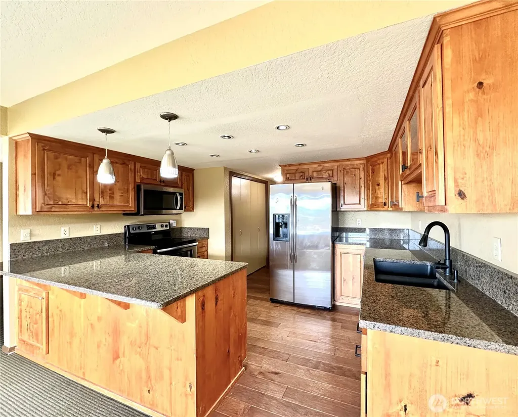 11642 100th Avenue NE Kirkland WA 98034