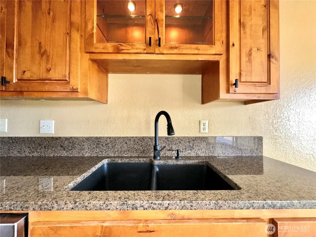 11642 100th Avenue NE Kirkland WA 98034