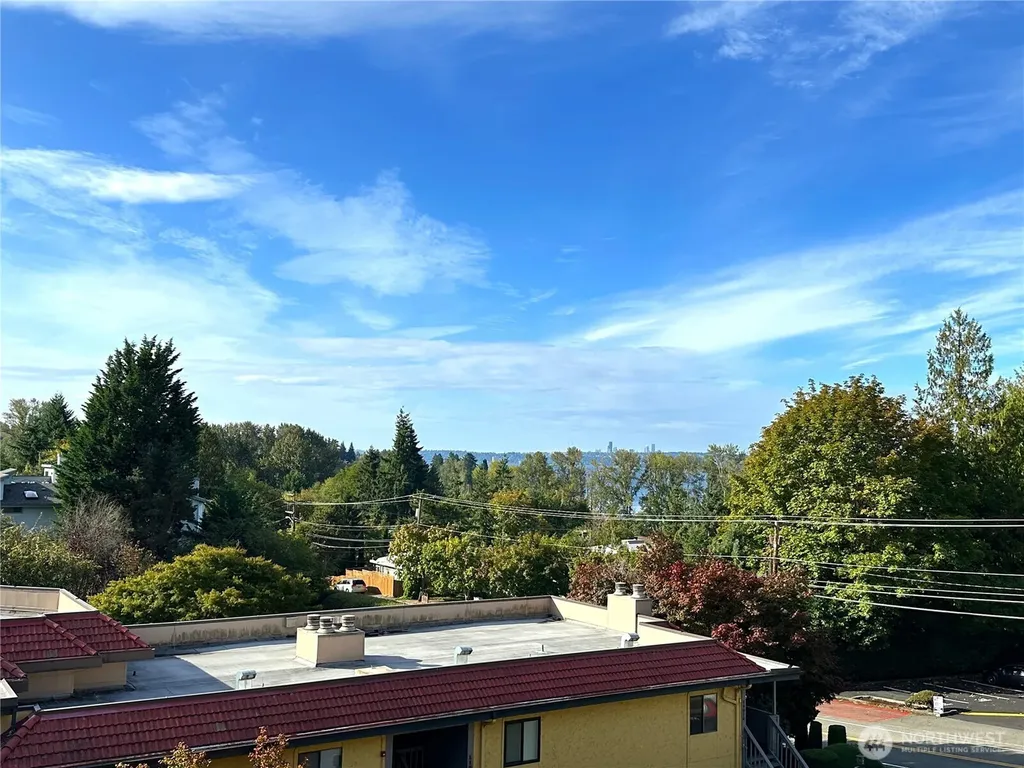 11642 100th Avenue NE Kirkland WA 98034