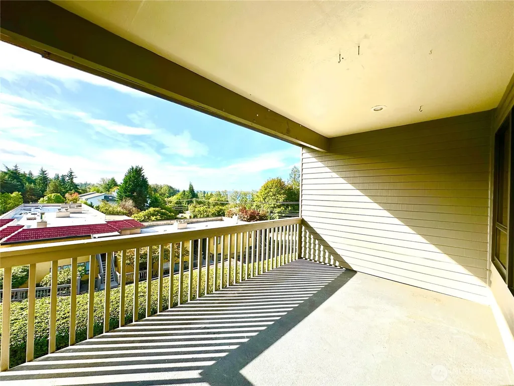 11642 100th Avenue NE Kirkland WA 98034