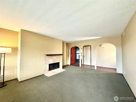 11642 100th Avenue NE Kirkland WA 98034