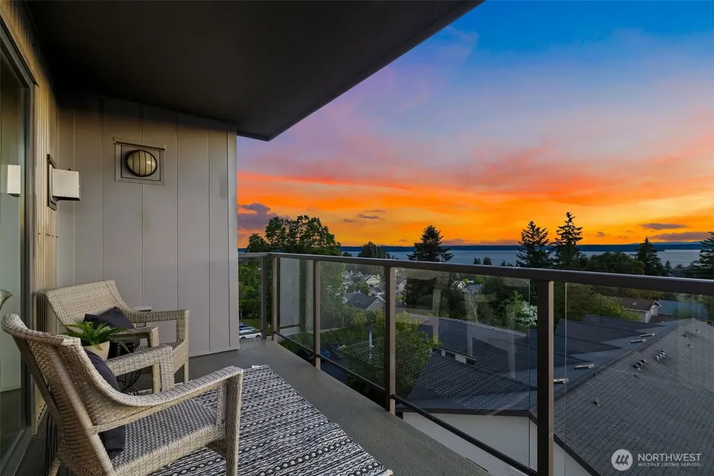 5001 California Avenue SW Seattle WA 98136