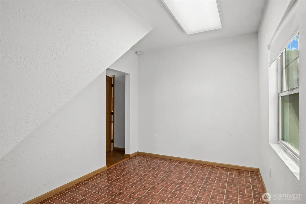 706 S A Street Roslyn WA 98941