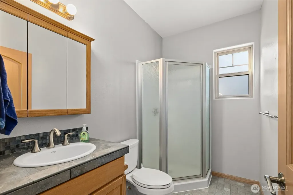 706 S A Street Roslyn WA 98941