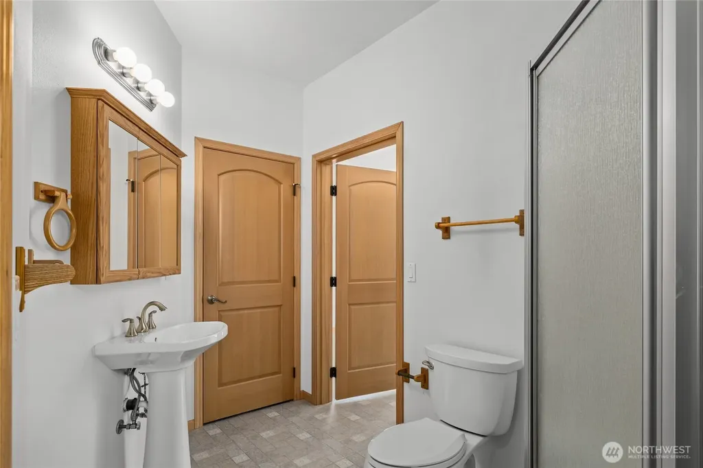 706 S A Street Roslyn WA 98941