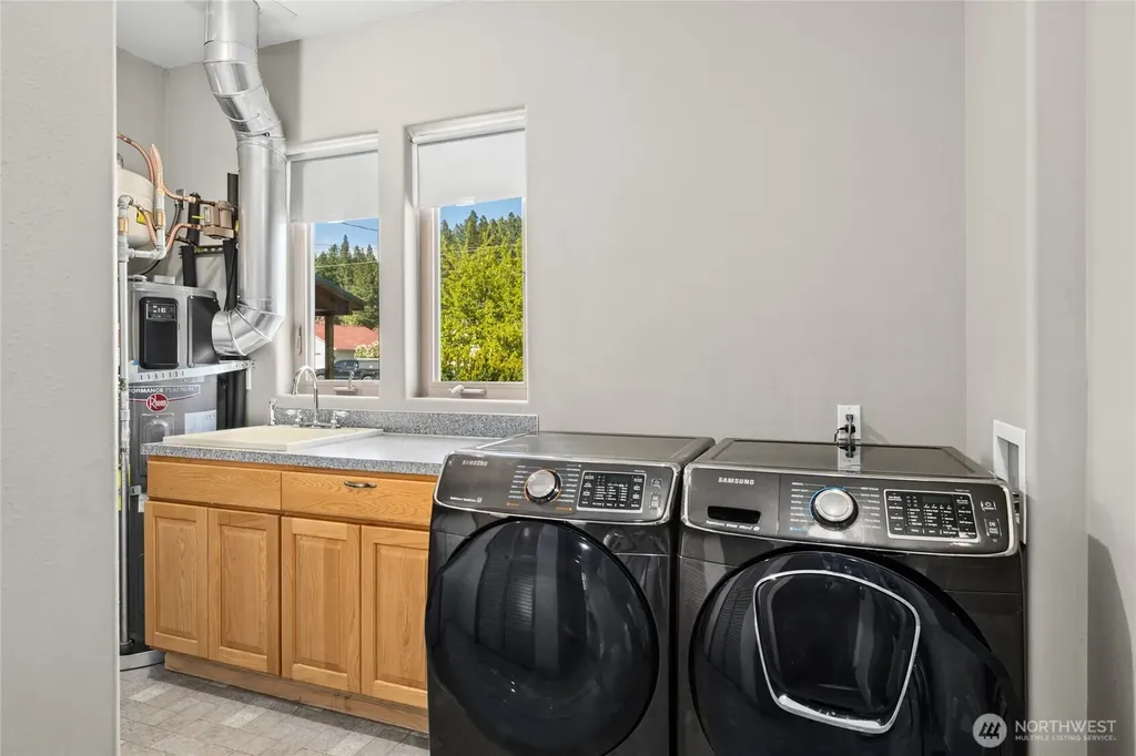 706 S A Street Roslyn WA 98941