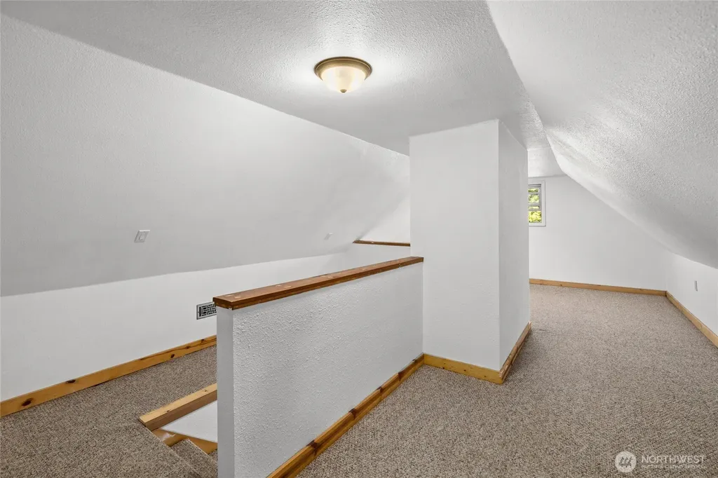 706 S A Street Roslyn WA 98941