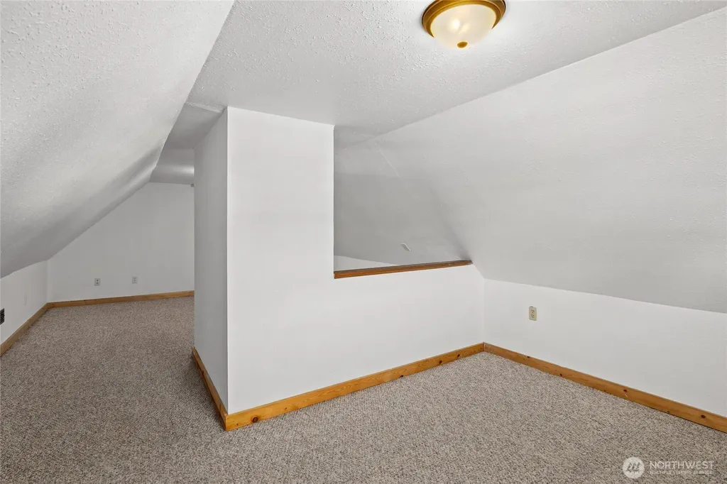 706 S A Street Roslyn WA 98941
