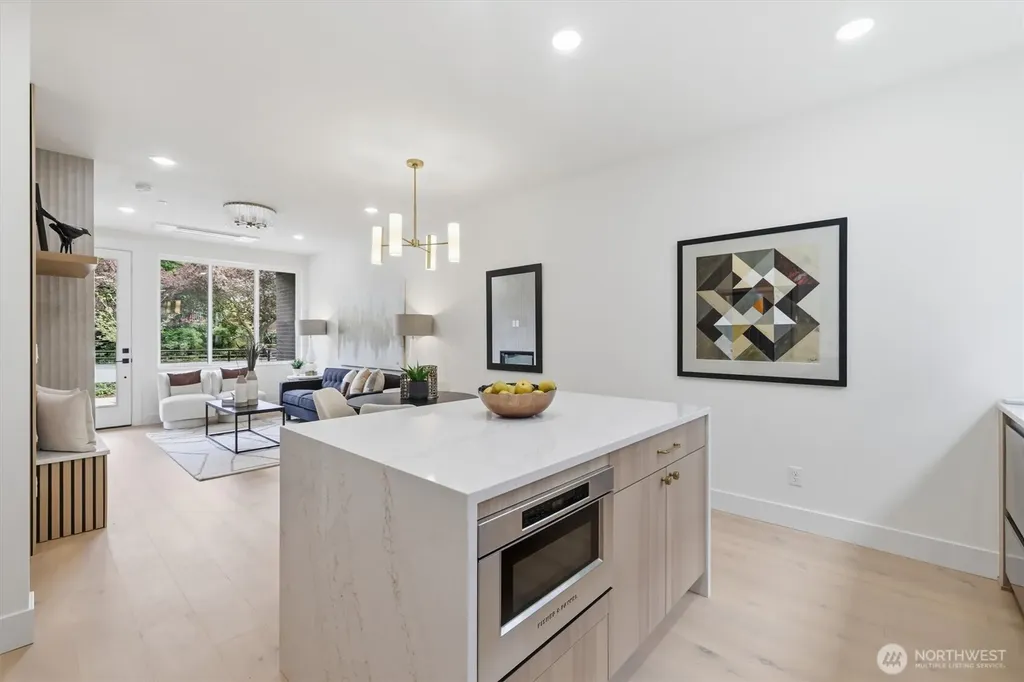 2009 Minor Avenue E Seattle WA 98102