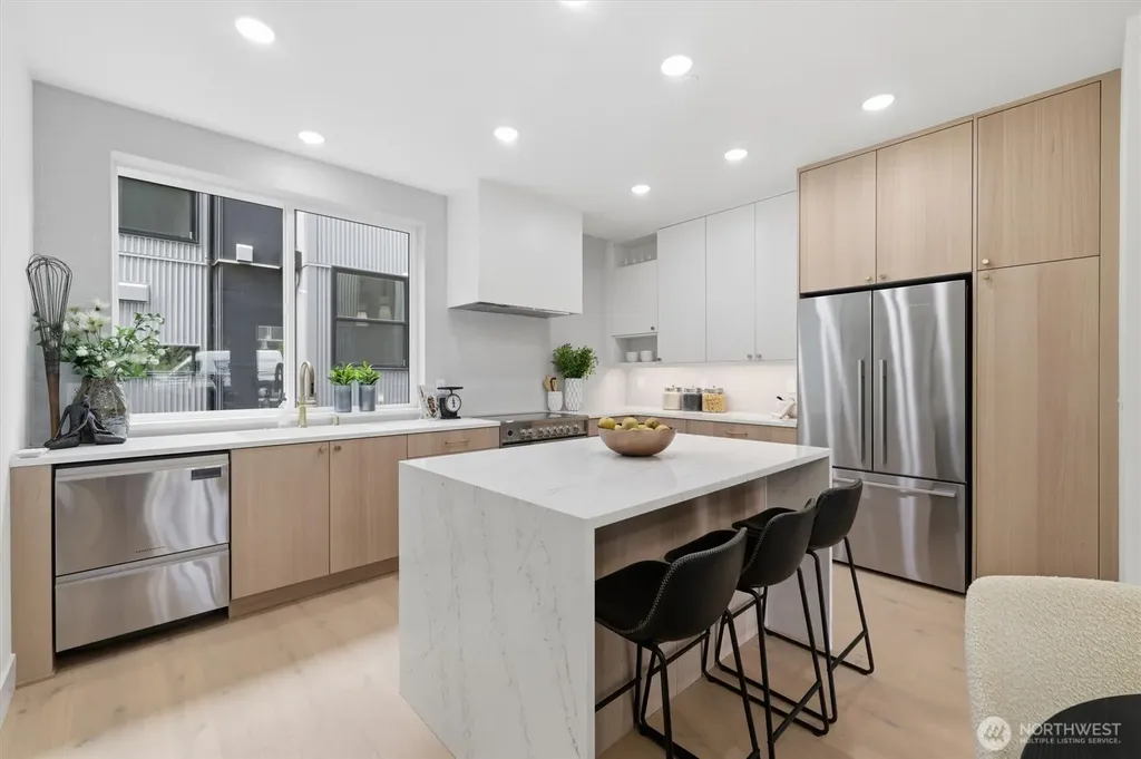 2009 Minor Avenue E Seattle WA 98102
