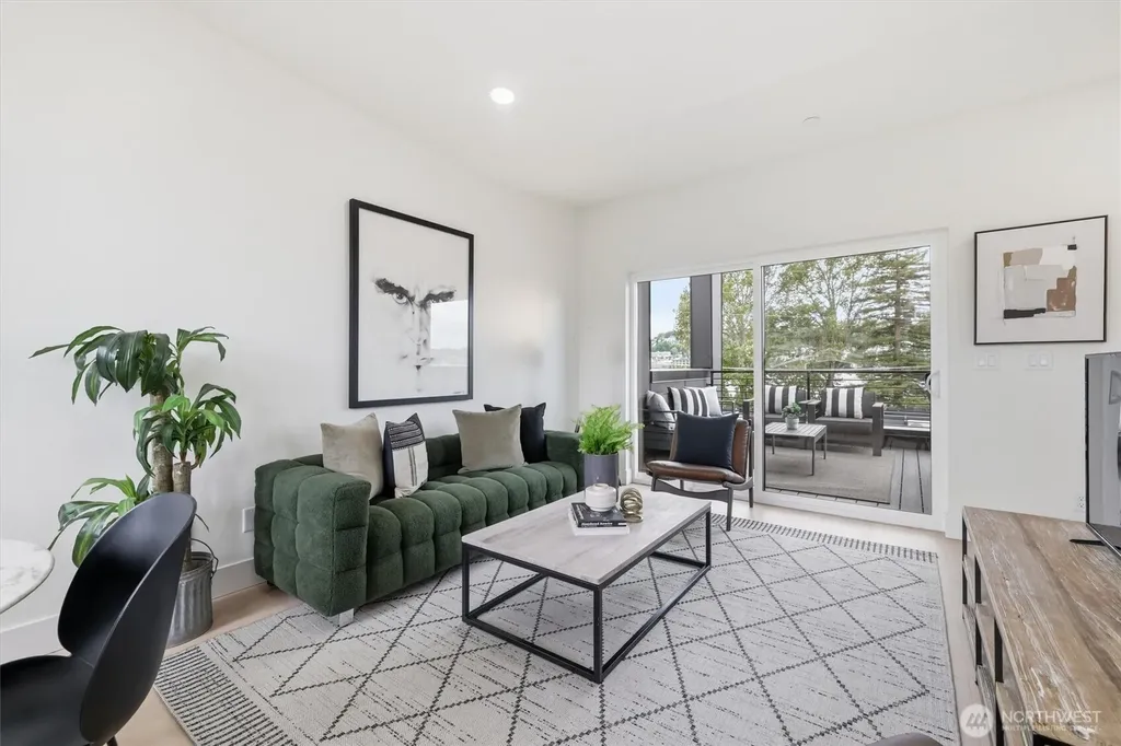 2009 Minor Avenue E Seattle WA 98102