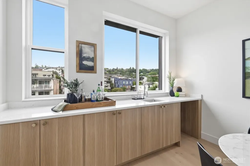 2009 Minor Avenue E Seattle WA 98102