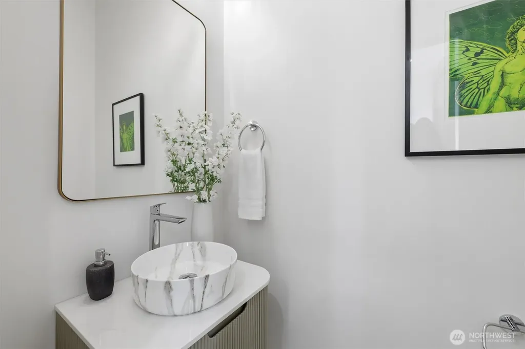 2009 Minor Avenue E Seattle WA 98102
