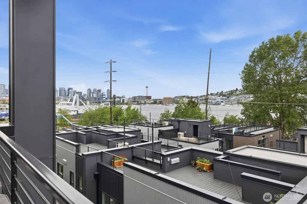 2009 Minor Avenue E Seattle WA 98102