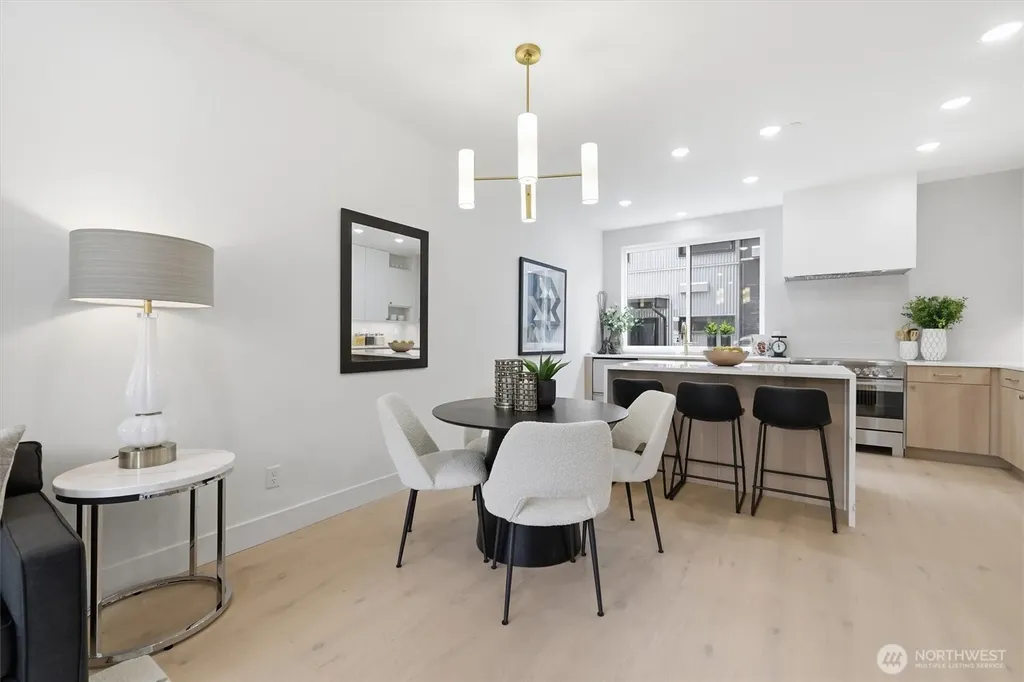 2009 Minor Avenue E Seattle WA 98102