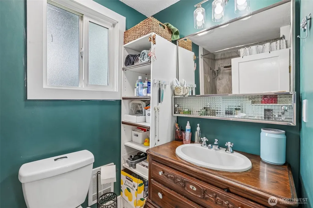 10434 11th Avenue Ct S Tacoma WA 98444