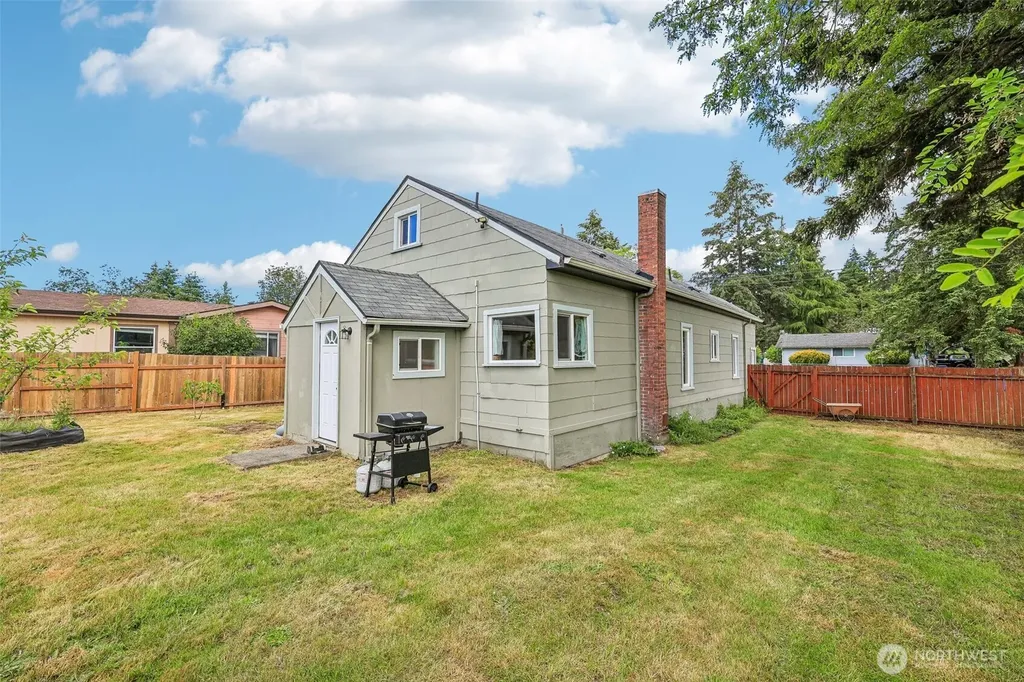 10434 11th Avenue Ct S Tacoma WA 98444