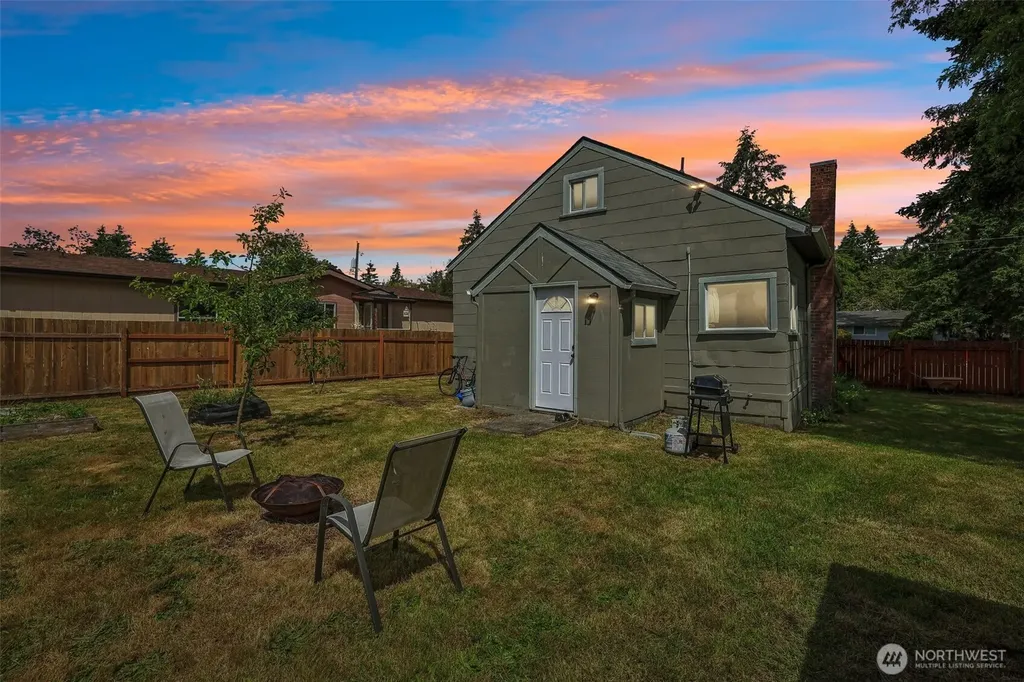 10434 11th Avenue Ct S Tacoma WA 98444