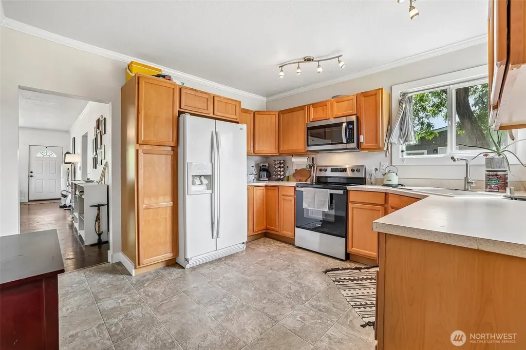 10434 11th Avenue Ct S Tacoma WA 98444