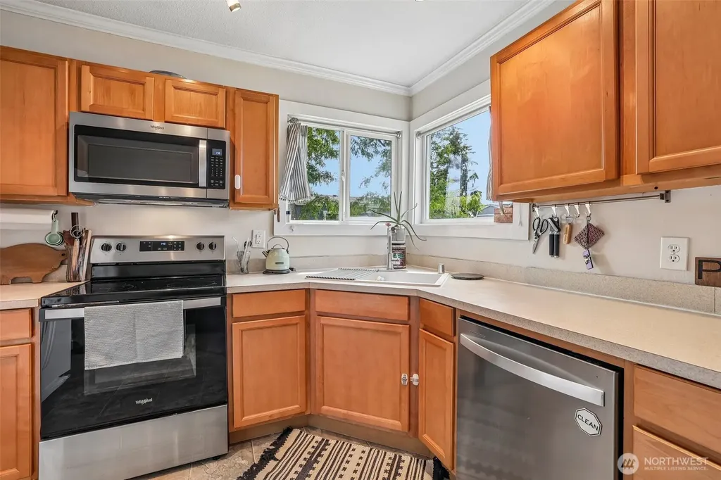 10434 11th Avenue Ct S Tacoma WA 98444