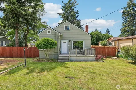10434 11th Avenue Ct S Tacoma WA 98444