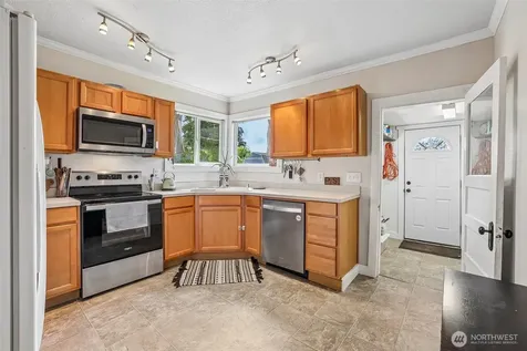 10434 11th Avenue Ct S Tacoma WA 98444