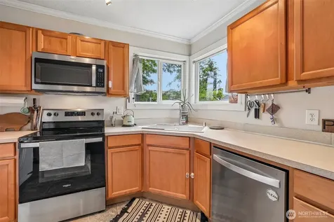 10434 11th Avenue Ct S Tacoma WA 98444