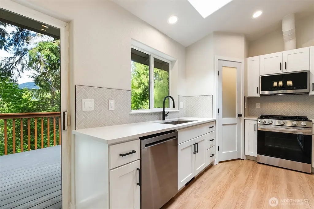 7 Plum Lane Bellingham WA 98229