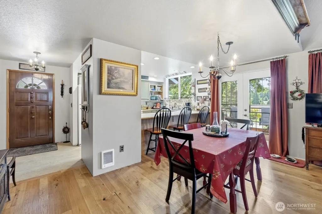 761 E Old Ranch Road Allyn WA 98524