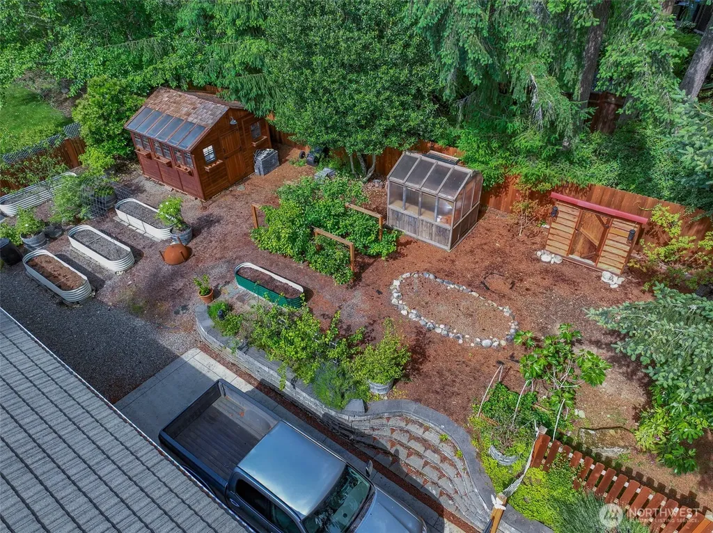 761 E Old Ranch Road Allyn WA 98524