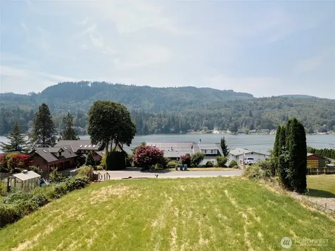 0 N Westview Mount Vernon WA 98274