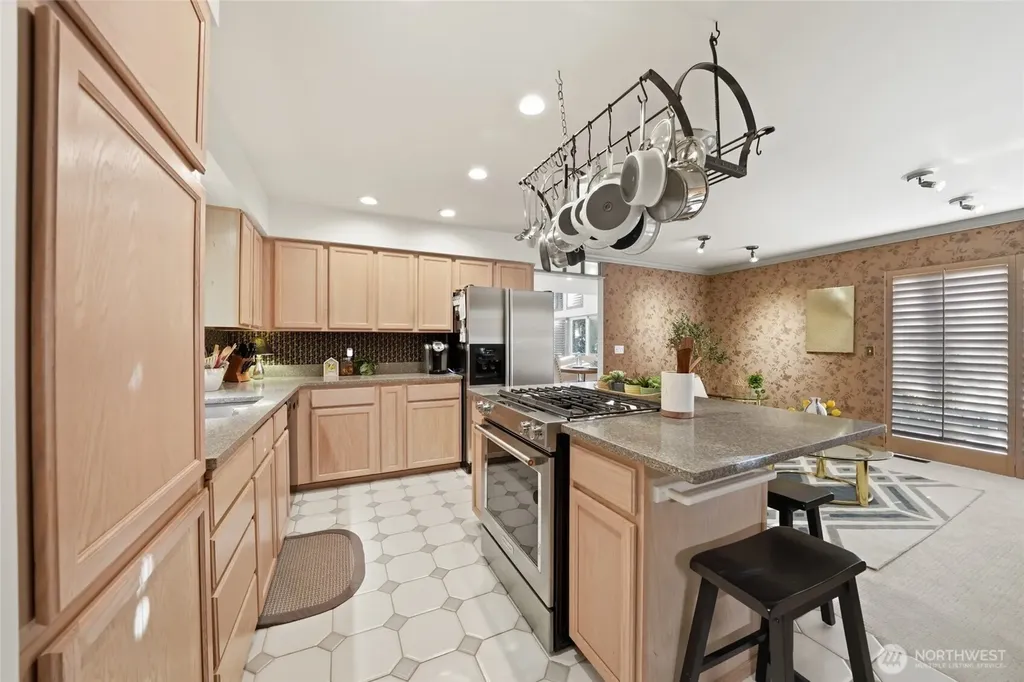 4525 47th Avenue S Seattle WA 98118