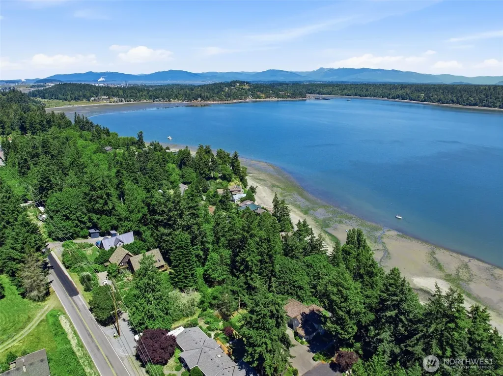 14544 Jura Way Anacortes WA 98221